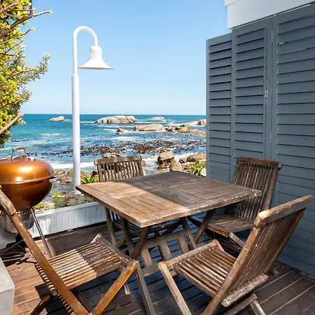 Sea Haven - Bakoven Beach Front Villa Kaapstad Buitenkant foto