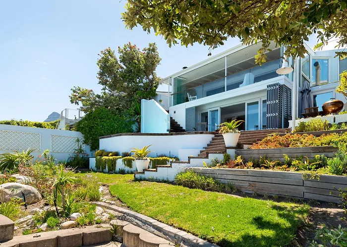 Sea Haven - Bakoven Beach Front Villa