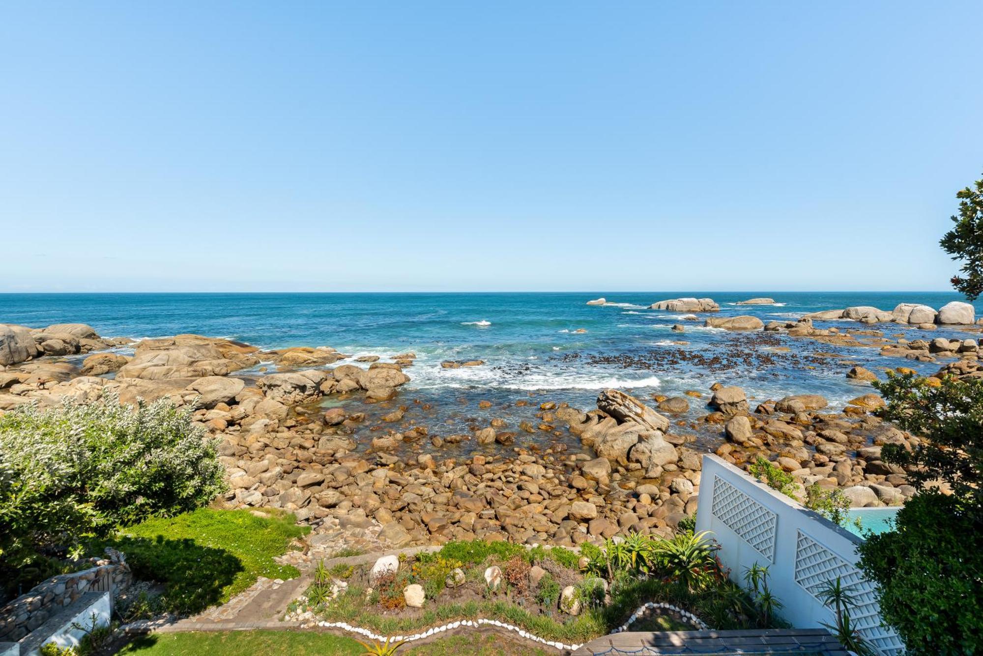 Sea Haven - Bakoven Front