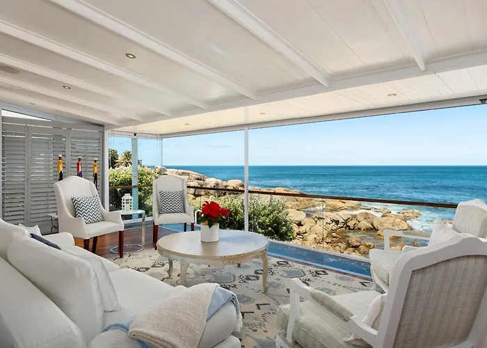 Sea Haven - Bakoven Beach Front Villa